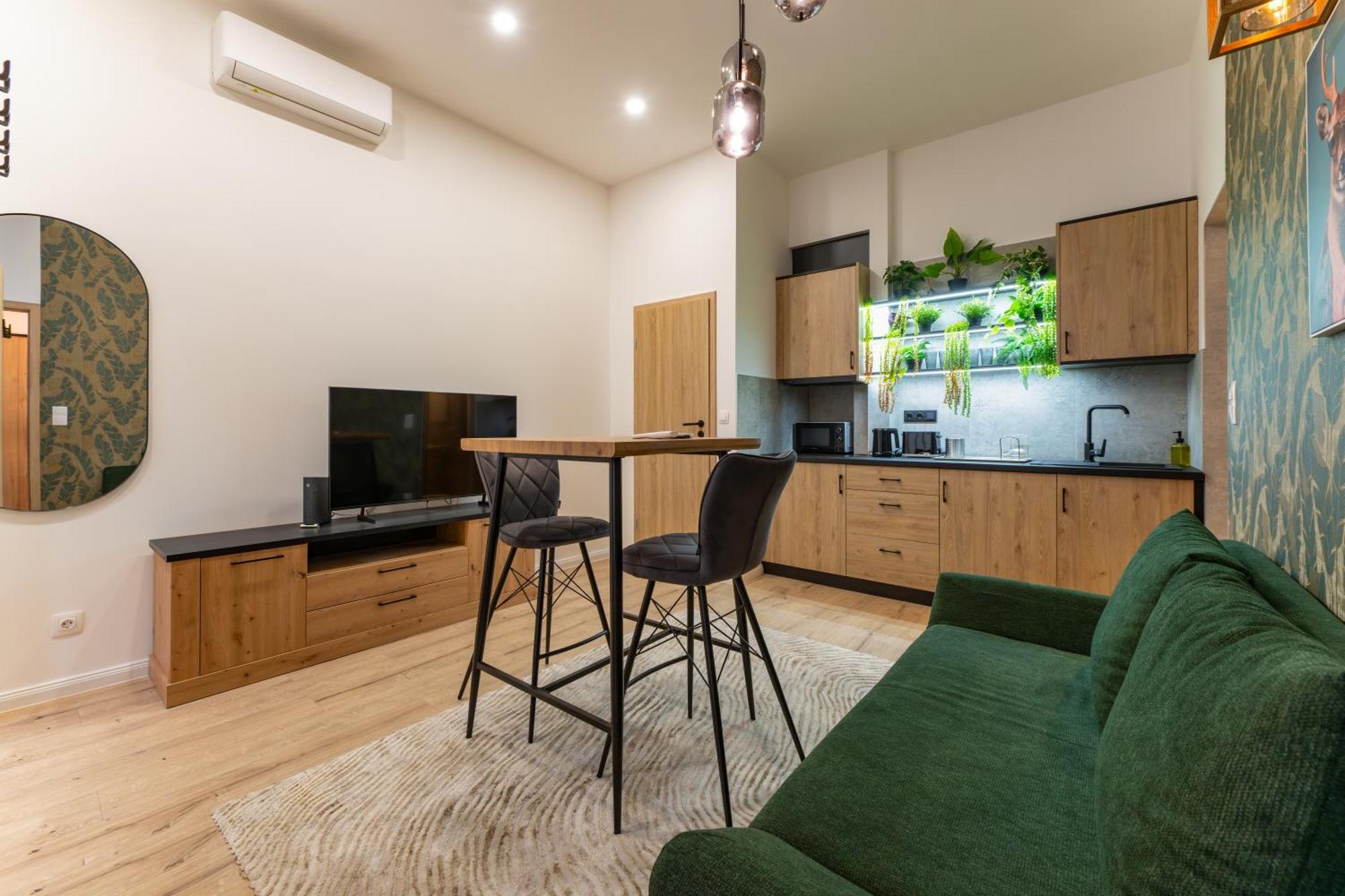 Apartman Instant Ruinbar Designer Center